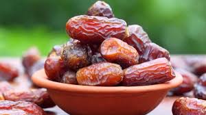 فوائد تناول التمر 