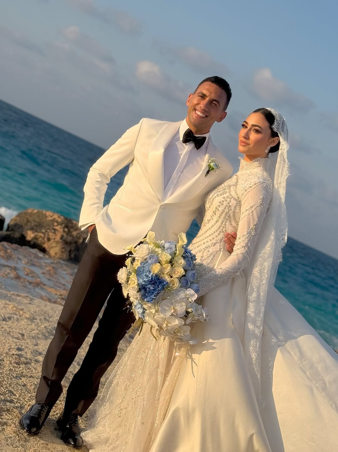زفاف أسطوري في العلمين: البطل الأوليمبي أحمد الجندي يحتفل بزواجه من نجمة الخماسي الحديث مريم عامر