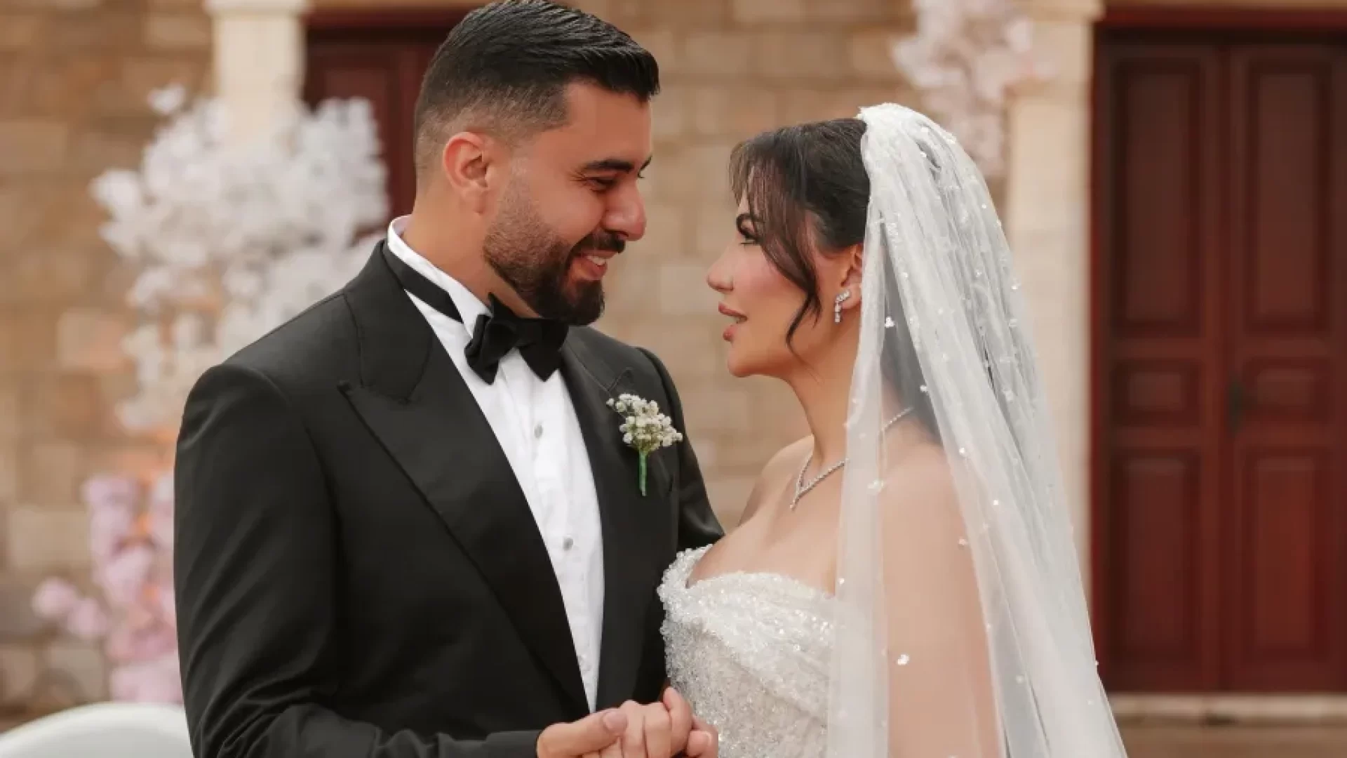 الفنان العراقي ستار سعد يحتفل بزفافه على هاجر في حفل أسطوري ببيروت بحضور ناصيف زيتون